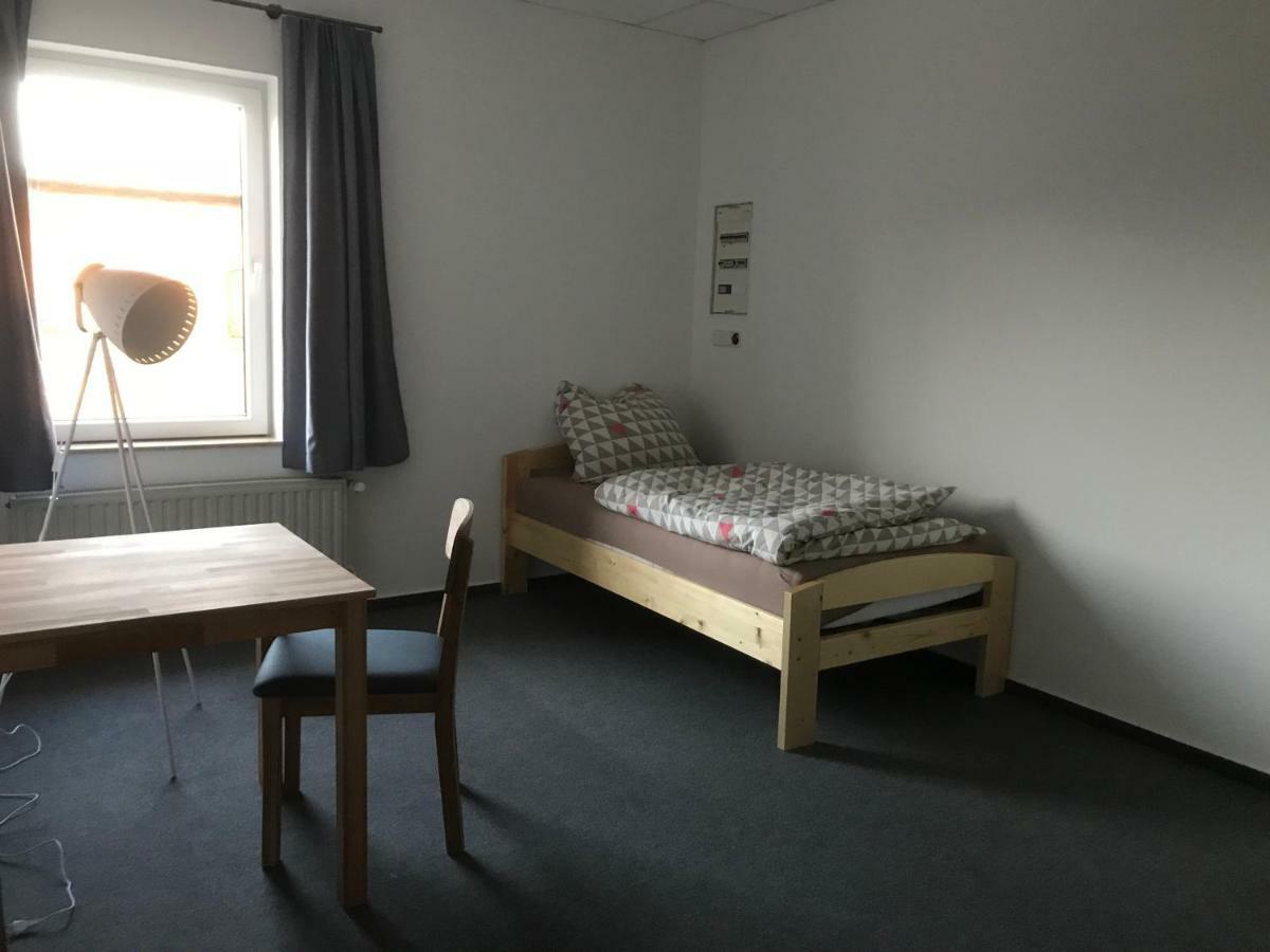 Am Bahnhof Apartment Wittenberg Ngoại thất bức ảnh